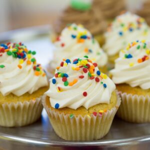 cupcakes, happy birthday, vanilla, frosting, dessert, sweet, cake, food, sugar, icing, party, delicious, decorated, baked, snack, homemade, buttercream, cup-cake, cupcakes, cupcakes, cupcakes, cupcakes, cupcakes, cake, cake, cake